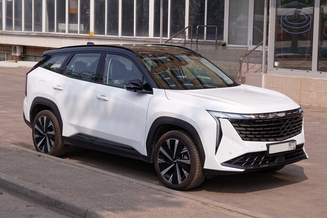 Geely Atlas — под заказ из Китая