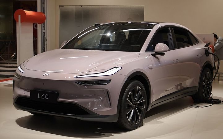 Onvo L60 — электромобиль под заказ из Китая